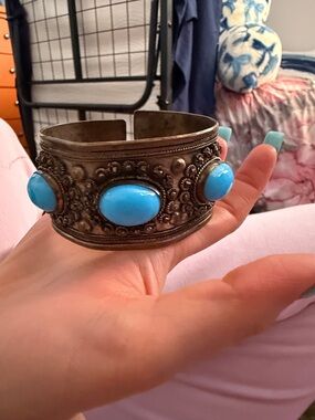 Turquoise Cabochon Ornate Metal Cuff Bracelet